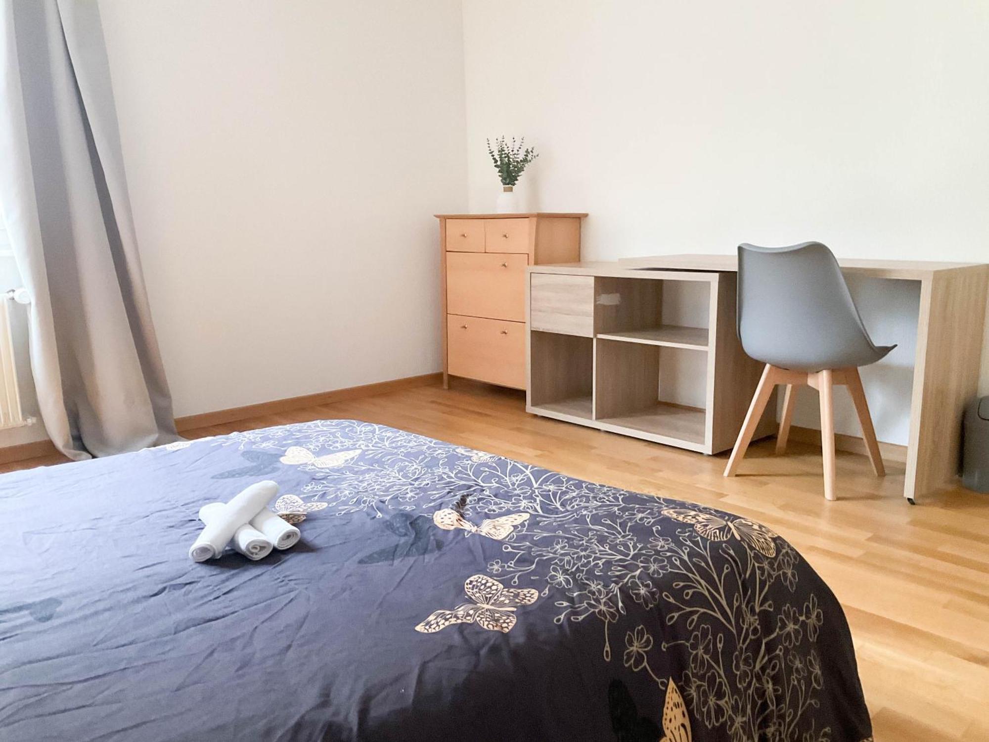 瓦洛尔布 Chambre Privee酒店 外观 照片