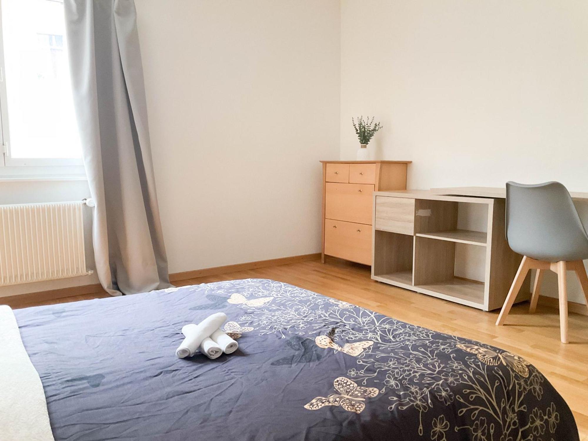 瓦洛尔布 Chambre Privee酒店 外观 照片