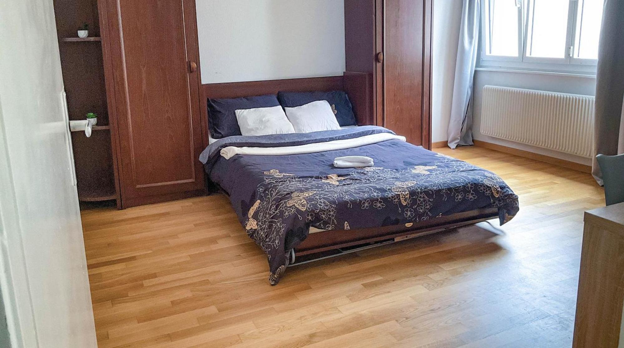瓦洛尔布 Chambre Privee酒店 外观 照片